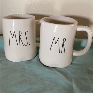 Mrs mr mugs Rae Dunn